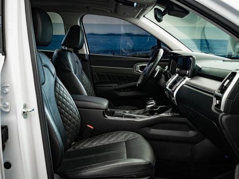 Used 2021 Kia Sorento SX Prestige image 28