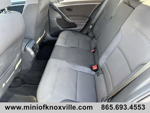 Used 2019 Volkswagen e-Golf SE image 27