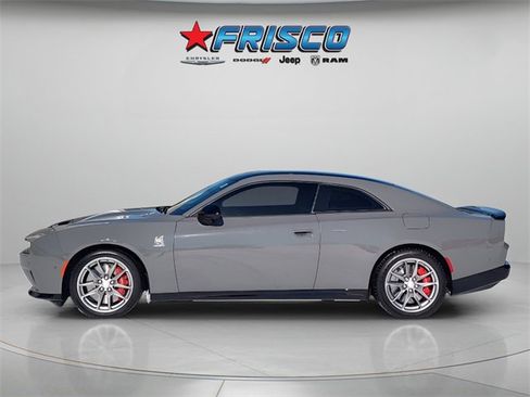 Used 2025 Dodge Charger R/T Scat Pack w/ Track Pack image 5