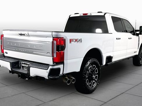 Used 2024 Ford F250 Platinum AWD/4WD image 12