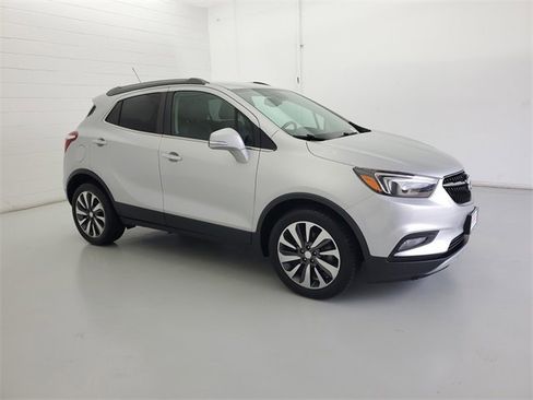 Used 2018 Buick Encore Preferred image 4