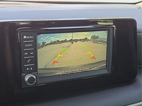 Used 2025 Nissan Kicks S FWD image 16