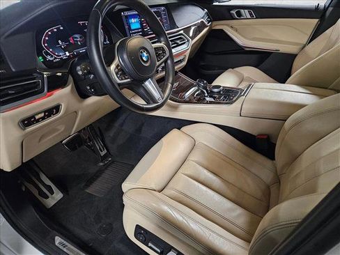 Used 2021 BMW X5 xDrive40i w/ M Sport Package image 10