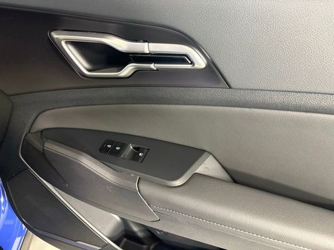 New 2026 Kia Sportage EX FWD image 13