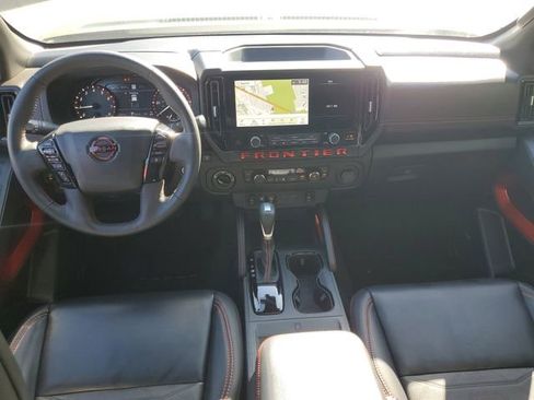 Certified 2025 Nissan Frontier PRO-4X w/ Pro Premium Package AWD/4WD image 12