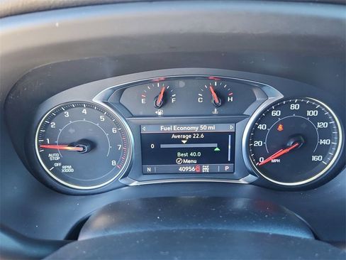 Used 2023 GMC Acadia SLE w/ Driver Convenience Package image 11