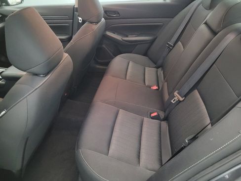 Used 2024 Nissan Altima 2.5 SV image 18