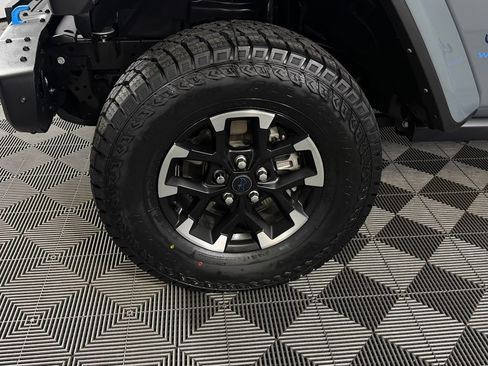 Used 2024 Jeep Wrangler Unlimited Rubicon 4xe AWD/4WD image 11