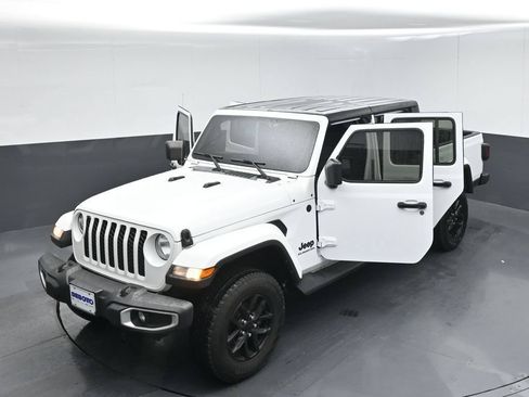 Used 2021 Jeep Gladiator Sport AWD/4WD image 51