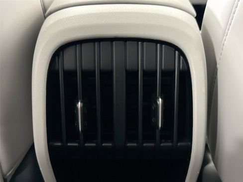 Used 2024 Hyundai Kona Limited FWD image 37