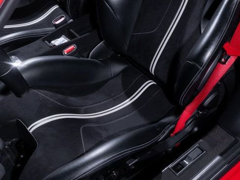 Used 2020 Ferrari 488 Pista Spider image 24