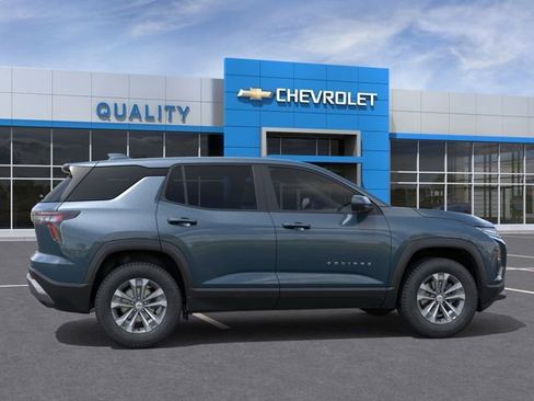New 2026 Chevrolet Equinox LT w/ Safety and Technology Package FWD image 5
