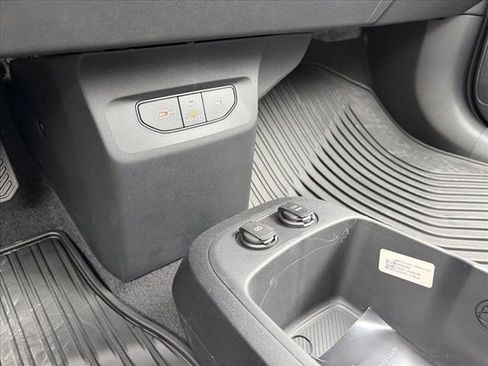 New 2025 Kia EV6 Light w/ Light LR Technology Package image 22