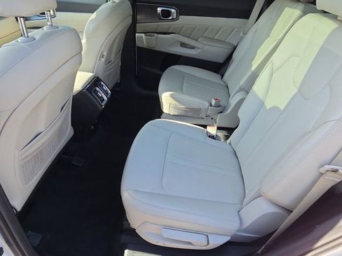 Used 2021 Kia Sorento SX FWD image 13