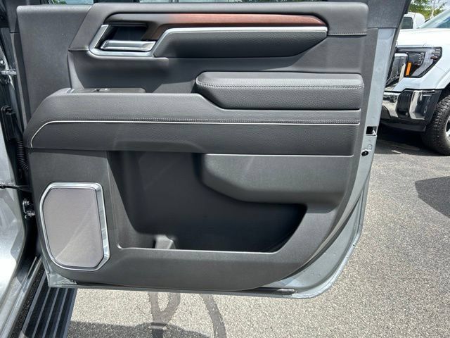 New 2026 GMC Sierra 2500 Denali w/ Denali Reserve Package AWD/4WD image 14