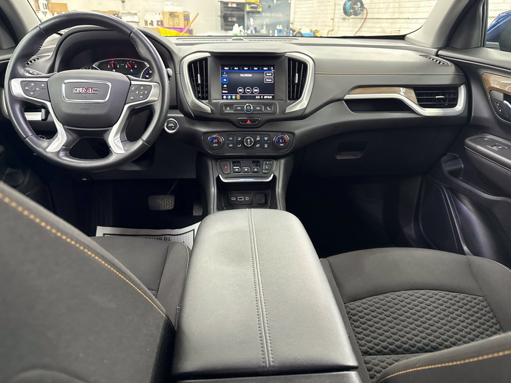 Used 2021 GMC Terrain SLE w/ Driver Convenience Package FWD image 17