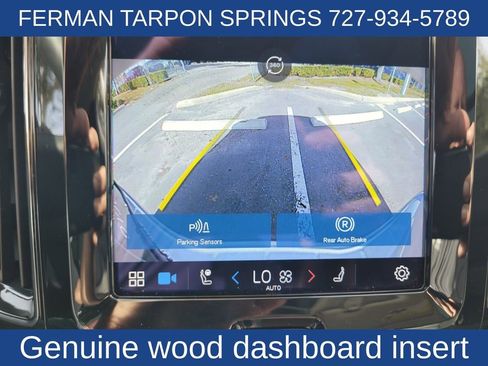 Certified 2023 Volvo XC60 B5 Plus w/ Climate Package image 26