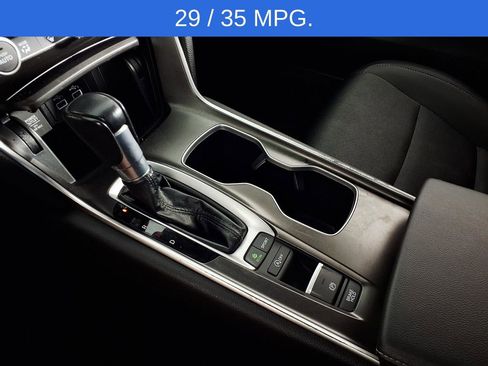Used 2021 Honda Accord Sport image 20