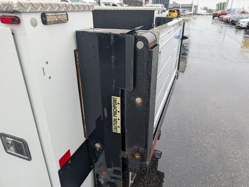 Used 2018 Ford F250 XL w/ Power Equipment Group AWD/4WD image 10