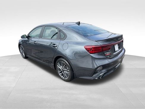 Used 2023 Kia Forte GT-Line w/ GT-Line Premium Package image 5