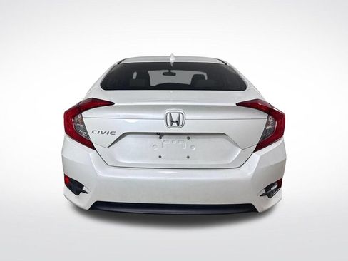 Used 2017 Honda Civic EX image 4