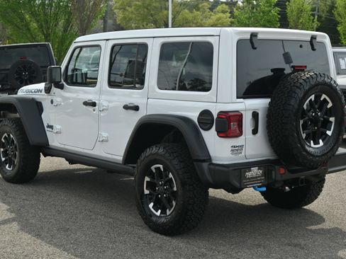 Used 2025 Jeep Wrangler Unlimited Rubicon 4xe w/ Safety Group image 12