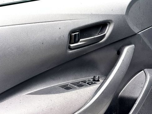 Used 2025 Toyota Corolla LE FWD image 11