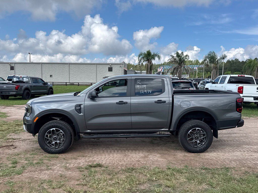 Used 2025 Ford Ranger XLT w/ Trailer Tow Package RWD image 2