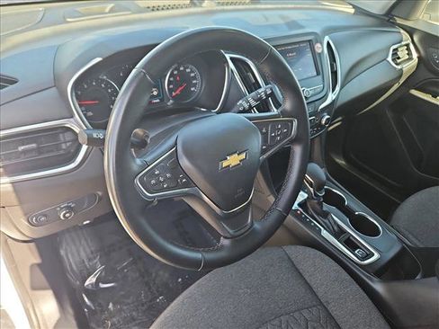 Used 2024 Chevrolet Equinox LT image 10