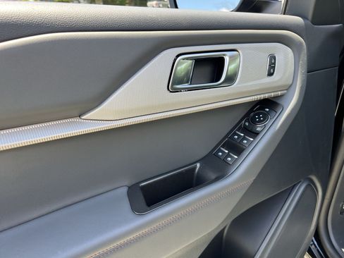New 2026 Ford Explorer Active AWD/4WD image 15