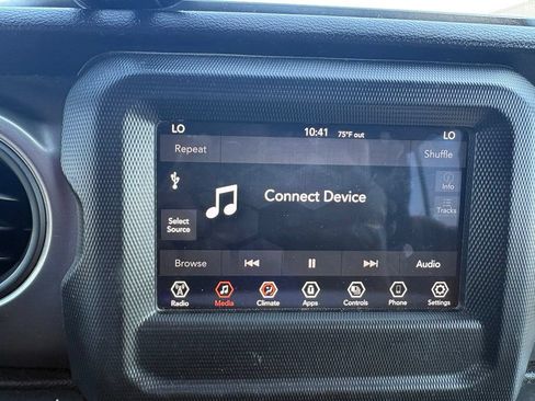 Used 2021 Jeep Wrangler Unlimited Sport AWD/4WD image 23