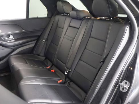 Used 2025 Mercedes-Benz GLE 350 4MATIC w/ AMG Line Exterior image 29