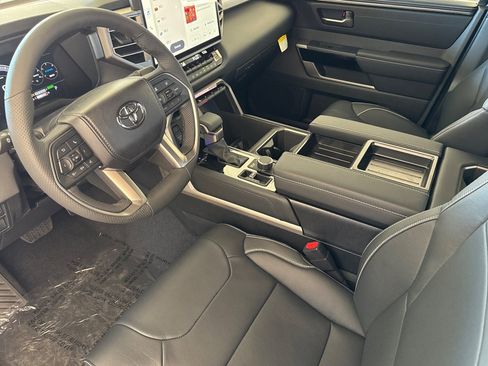 New 2026 Toyota Tundra Limited image 9