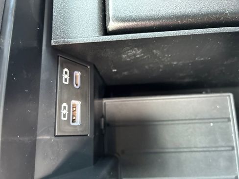 New 2026 Toyota Tundra Limited AWD/4WD image 45