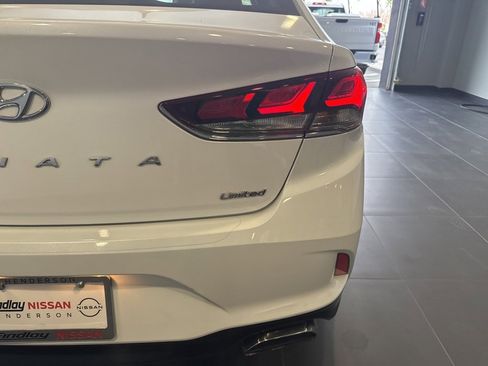 Used 2019 Hyundai Sonata Limited image 9