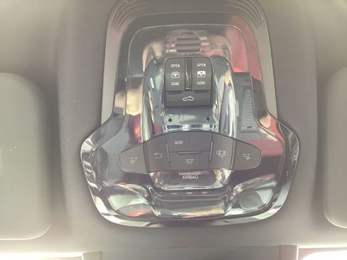 Used 2024 Alfa Romeo Stelvio Veloce image 37