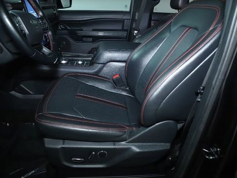 Used 2022 Ford Expedition Limited image 19