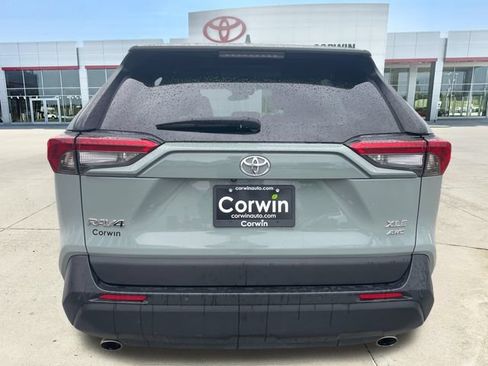 Used 2023 Toyota RAV4 XLE Premium AWD/4WD image 4