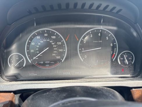 Used 2013 BMW 750Li RWD image 9