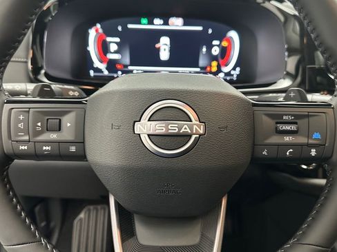 New 2026 Nissan Pathfinder SL w/ SL Premium Package AWD/4WD image 14