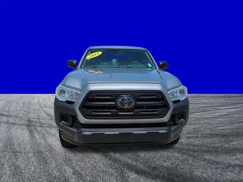 Used 2018 Toyota Tacoma SR RWD image 9