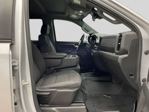 Used 2022 Chevrolet Silverado 1500 LT w/ Protection Package AWD/4WD image 16