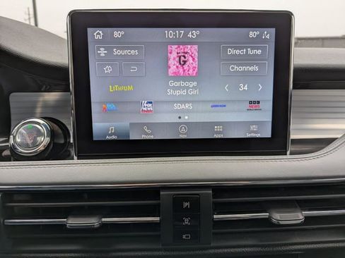 Used 2020 Lincoln Corsair Reserve w/ Equipment Group 201A image 6