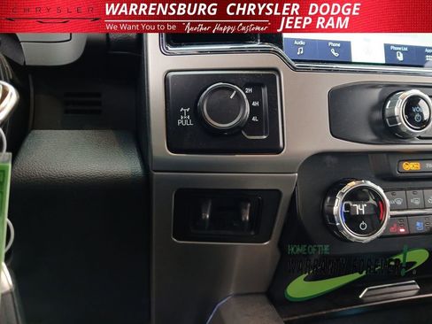 Used 2022 Ford F250 Lariat w/ Chrome Package image 28