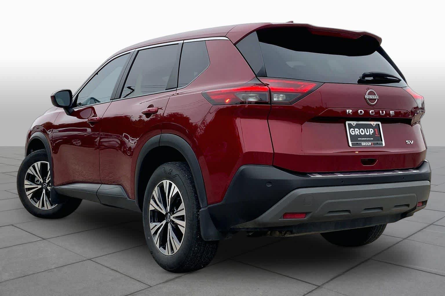 Used 2023 Nissan Rogue SV FWD image 12
