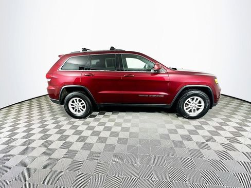Used 2020 Jeep Grand Cherokee Laredo w/ Security & Convenience Group image 11