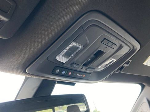 Used 2021 GMC Sierra 1500 SLT AWD/4WD image 28