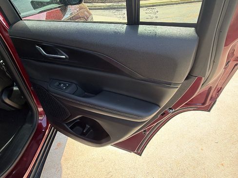 Used 2024 Jeep Grand Cherokee Altitude image 20