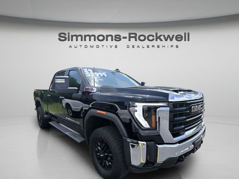 Used 2024 GMC Sierra 3500 Pro w/ Convenience Package AWD/4WD image 5