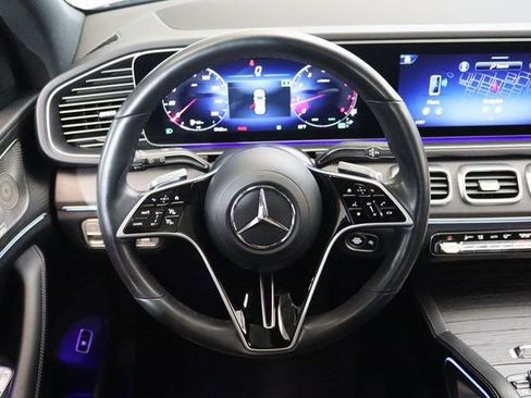 Used 2024 Mercedes-Benz GLE 450 4MATIC w/ AMG Line Exterior image 5